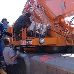 crane overhaul | Sealtec Hydraulics